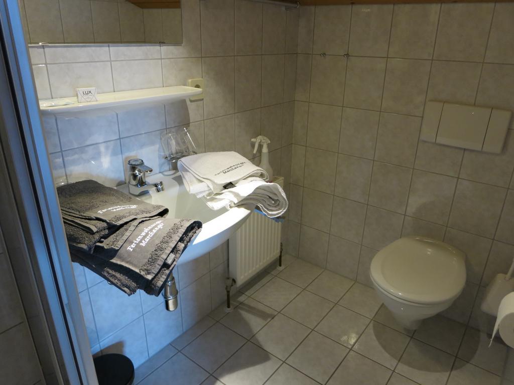 Ferienwohnungen Marchanger Niederau Ruang foto