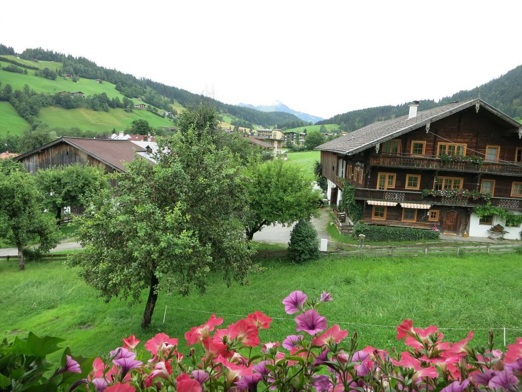 Ferienwohnungen Marchanger Niederau Ruang foto